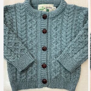 Original Aran Co. Kids- NWT Cable-Knit Button Cardigan Sweater. Size Kids 5-6